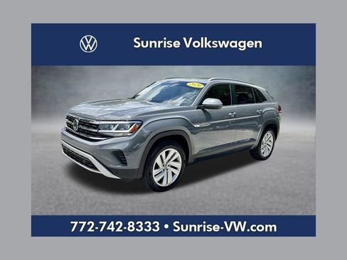 Used 2020 Volkswagen Atlas Cross Sport SE w/ Panoramic Sunroof Package FWD image 1