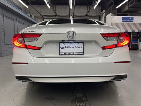 Used 2018 Honda Accord EX image 6