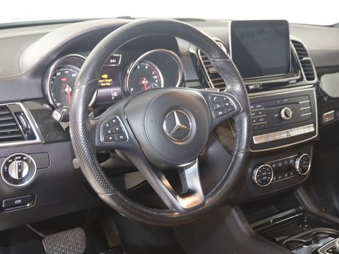Used 2019 Mercedes-Benz GLS 550 4MATIC w/ Driver Assistance Package image 6