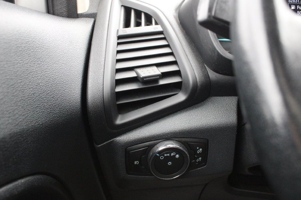Used 2019 Ford EcoSport SE w/ SE Convenience Package AWD/4WD image 9