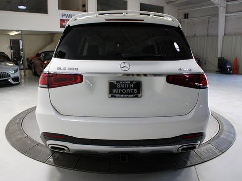 Used 2022 Mercedes-Benz GLS 580 4MATIC image 4