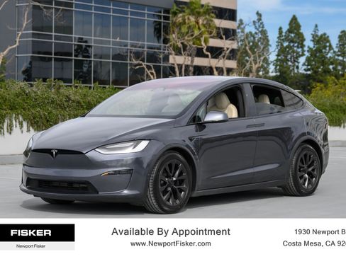 Used 2022 Tesla Model X image 5