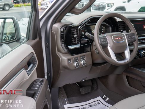 Used 2026 GMC Sierra 1500 SLT w/ SLT Premium Package AWD/4WD image 12