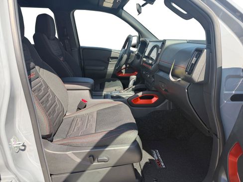 New 2026 Nissan Frontier PRO-4X w/ Tow Package AWD/4WD image 26