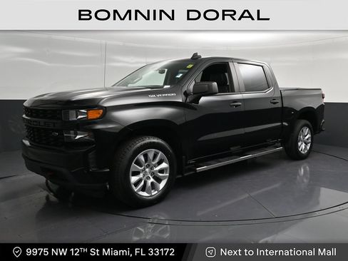 Used 2022 Chevrolet Silverado 1500 Custom w/ Safety Confidence Package RWD image 1