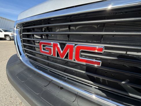 New 2025 GMC Savana 2500 image 26