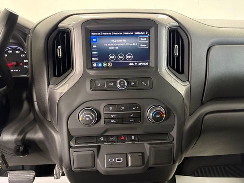 Used 2021 Chevrolet Silverado 1500 Custom Trail Boss image 12