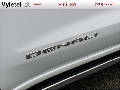 Used 2024 GMC Sierra 1500 Denali w/ Denali Reserve Package image 9