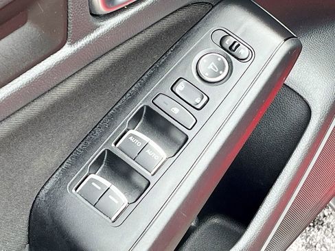 Used 2022 Honda Civic Sport image 17