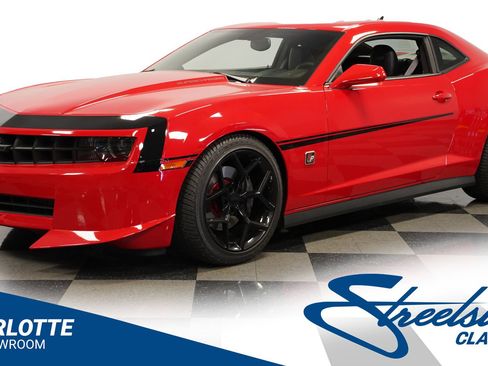 Used 2010 Chevrolet Camaro SS w/ RS Package image 1