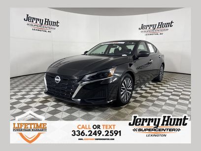 Used 2025 Nissan Altima 2.5 SV