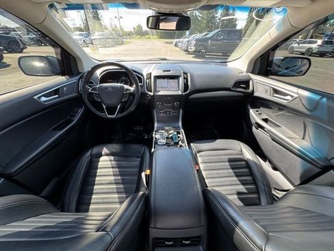 Certified 2019 Ford Edge SEL w/ Equipment Group 201A AWD/4WD image 16