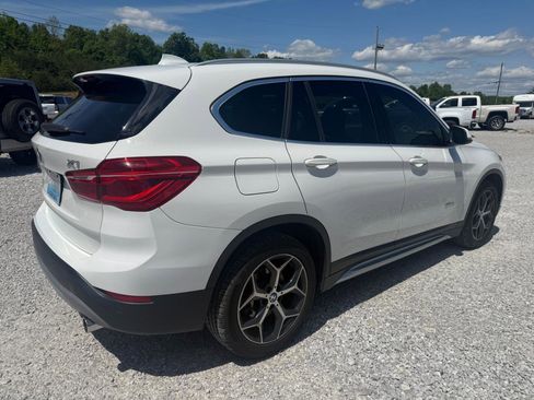 Used 2018 BMW X1 sDrive28i FWD image 3