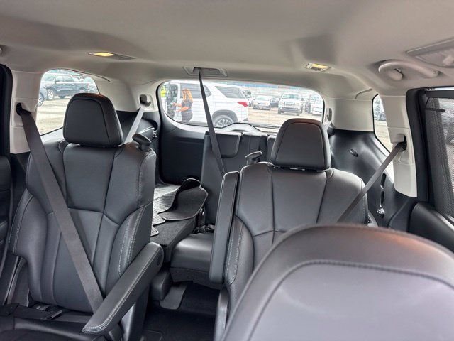 Used 2024 Subaru Ascent Limited AWD/4WD image 10