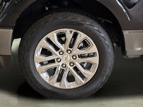Used 2025 Ford F150 King Ranch w/ FX4 Off-Road Package AWD/4WD image 10