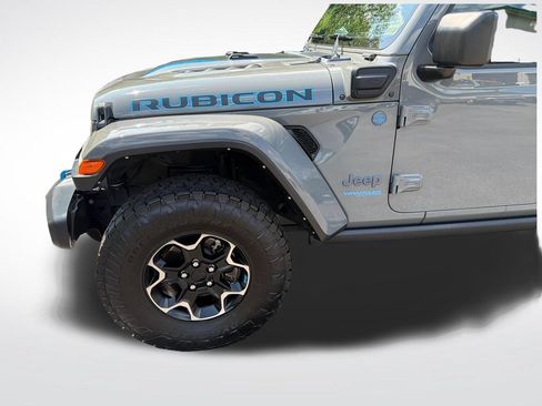Used 2022 Jeep Wrangler Unlimited Rubicon 4xe w/ Cold Weather Group AWD/4WD image 50