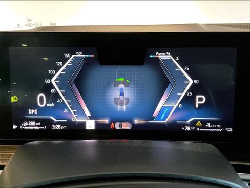 Used 2024 BMW X5 xDrive50e w/ M Sport Package image 21