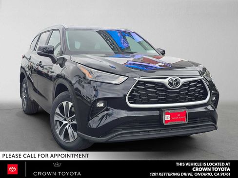 Used 2026 Toyota Highlander XLE AWD/4WD image 1