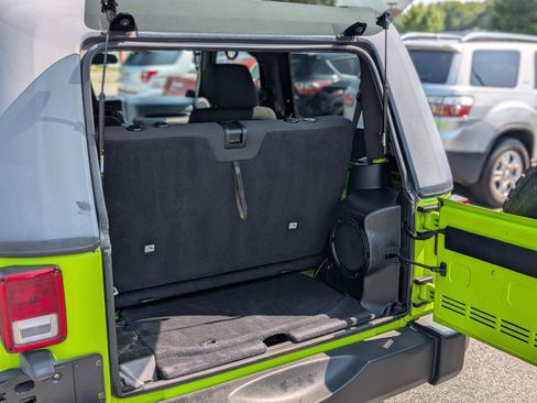 Used 2012 Jeep Wrangler Sport AWD/4WD image 7