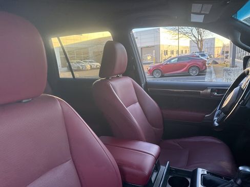 Used 2023 Lexus GX 460 Premium image 10