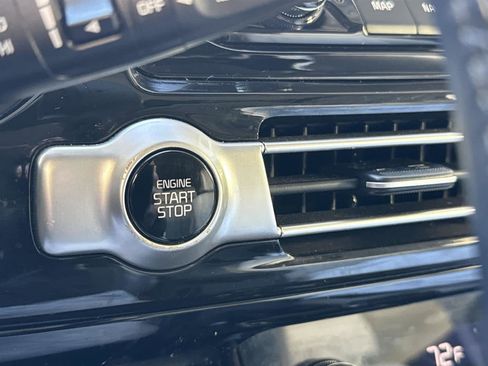 Used 2022 Kia Seltos EX image 30