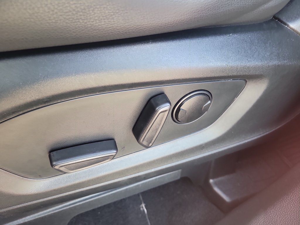 Certified 2022 Ford Explorer Limited w/ Equipment Group 301A RWD image 19