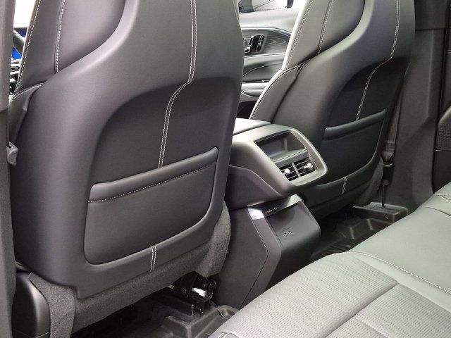 Certified 2024 Cadillac Lyriq Sport w/ LPO, Floor Liner Package AWD/4WD image 22