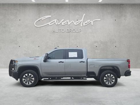 Used 2025 Chevrolet Silverado 2500 Custom w/ Custom Value Package image 13