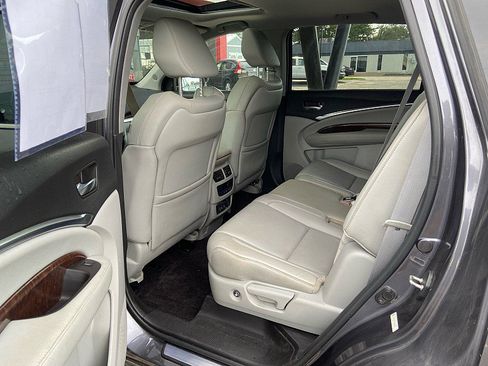 Used 2017 Acura MDX w/ Technology Package AWD/4WD image 14
