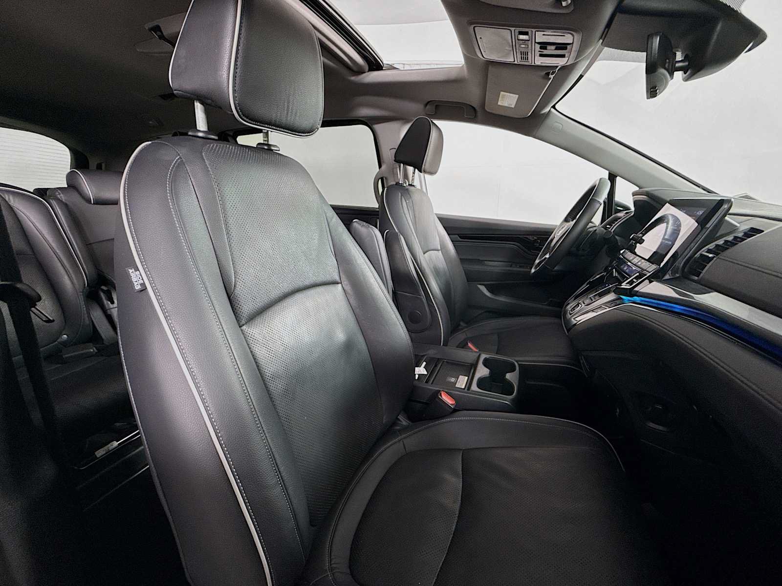 Certified 2023 Honda Odyssey Elite image 34