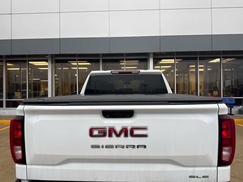 Used 2023 GMC Sierra 1500 SLE image 6