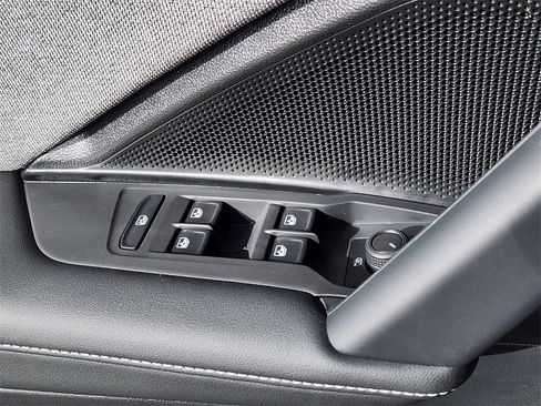 New 2026 Volkswagen Tiguan S image 4