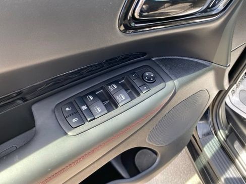 Used 2025 Dodge Durango GT AWD/4WD image 20