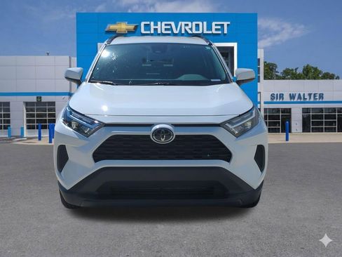 Used 2025 Toyota RAV4 XLE AWD/4WD image 9