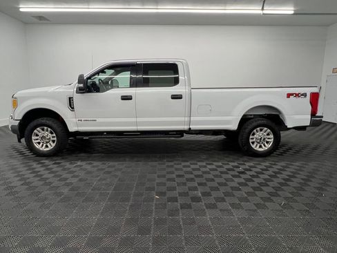 Used 2017 Ford F350 XLT w/ XLT Value Package AWD/4WD image 2