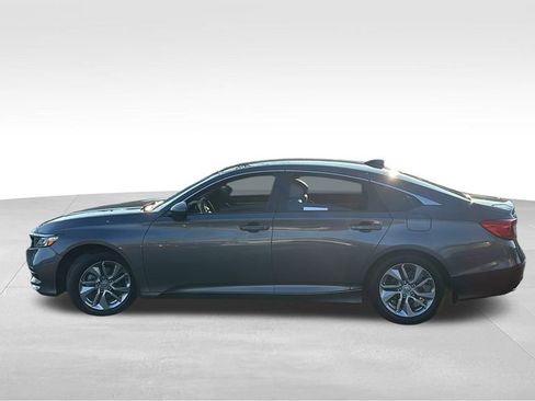 Used 2018 Honda Accord LX image 4