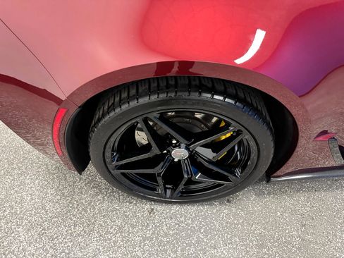 Used 2017 Chevrolet Corvette Z06 w/ Chrome Badge Package image 30