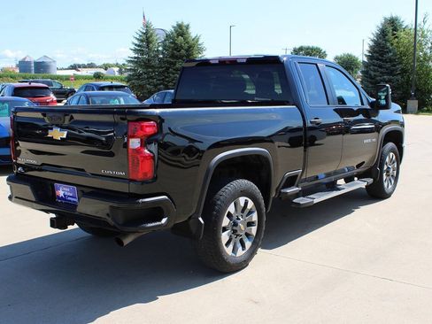Used 2024 Chevrolet Silverado 2500 Custom w/ Custom Convenience Package AWD/4WD image 5