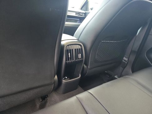 Used 2024 Hyundai Kona Limited image 21