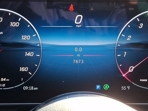 Used 2025 Mercedes-Benz GLC 300 4MATIC image 21