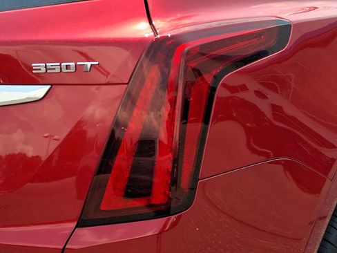 Certified 2021 Cadillac XT5 Premium Luxury AWD/4WD image 11