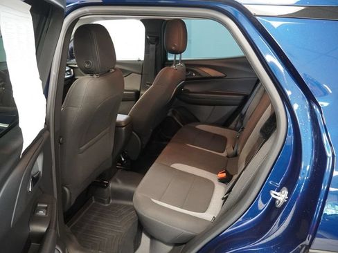 Used 2022 Chevrolet TrailBlazer LT w/ Driver Confidence Package AWD/4WD image 18