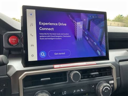 Used 2025 Toyota Tacoma TRD Sport image 22