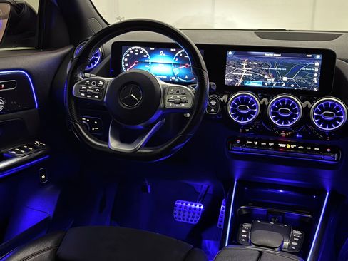 Used 2021 Mercedes-Benz GLA 35 AMG AMG GLA35 image 27