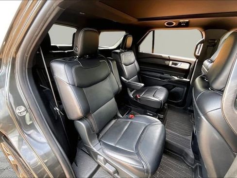 Used 2020 Ford Explorer ST w/ ST Street Pack AWD/4WD image 17