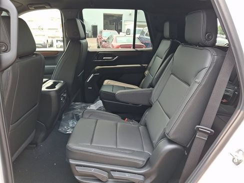 New 2026 GMC Yukon Denali AWD/4WD image 7