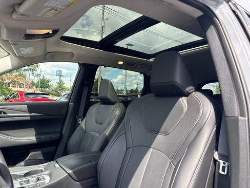 Certified 2026 INFINITI QX60 Luxe w/ Cargo Package AWD/4WD image 2