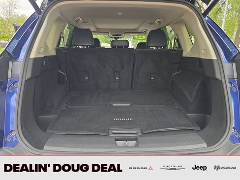Used 2023 Nissan Rogue Platinum w/ Platinum Premium Package FWD image 24