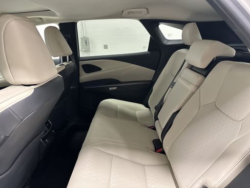 Certified 2023 Lexus RX 350 Premium Plus w/ Accessory Package (Z1) AWD/4WD image 31