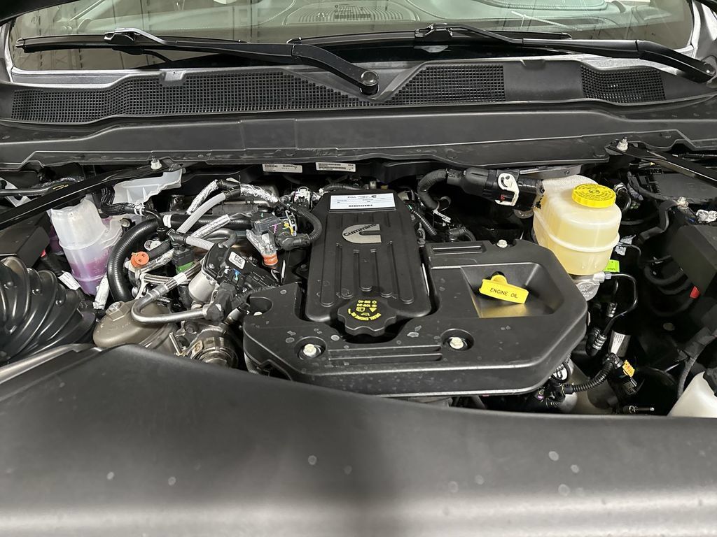New 2026 RAM 2500 Limited AWD/4WD image 26